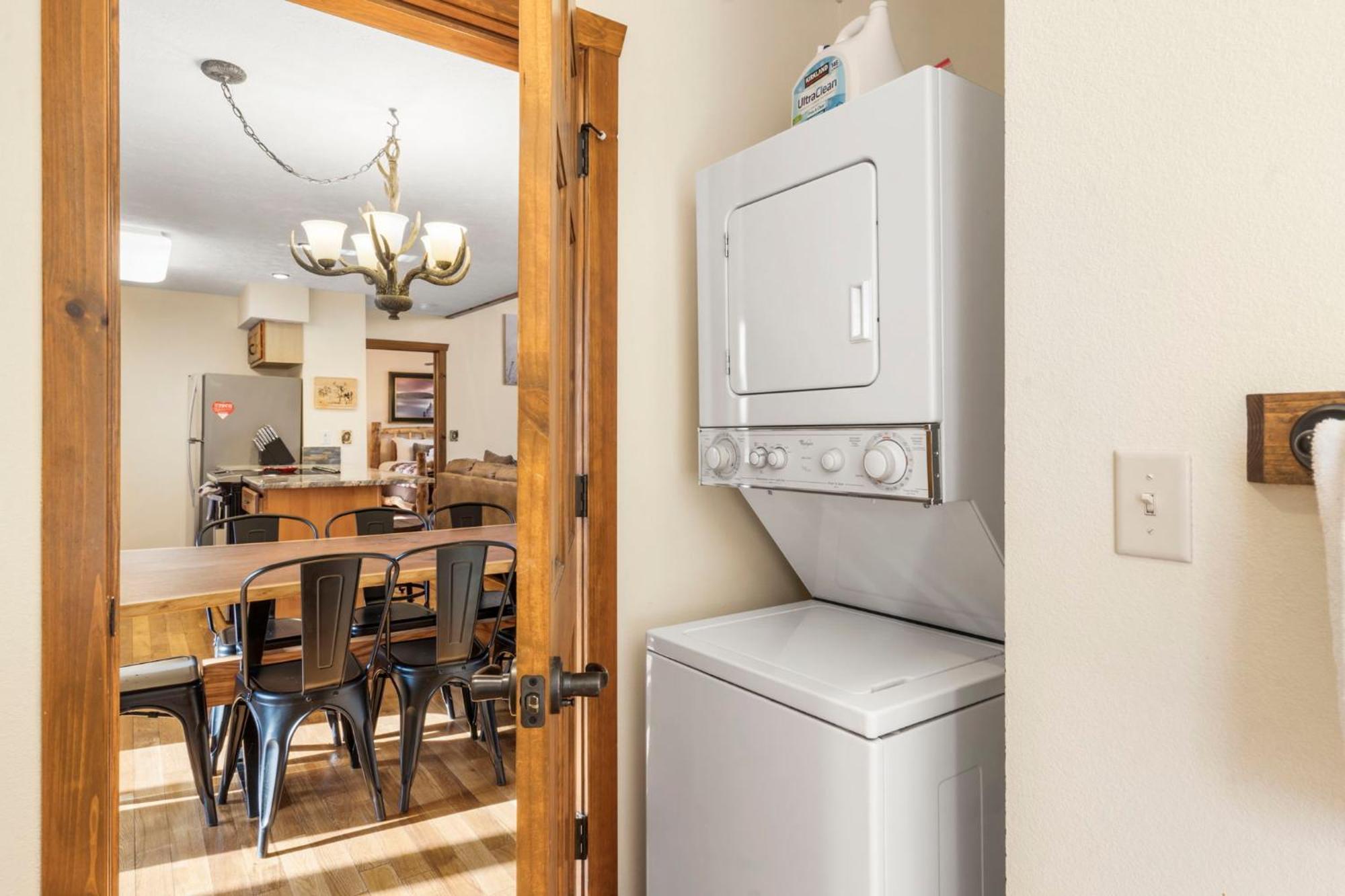 Cozy 'rustic River Lodge' Near Sdc With Pools! *