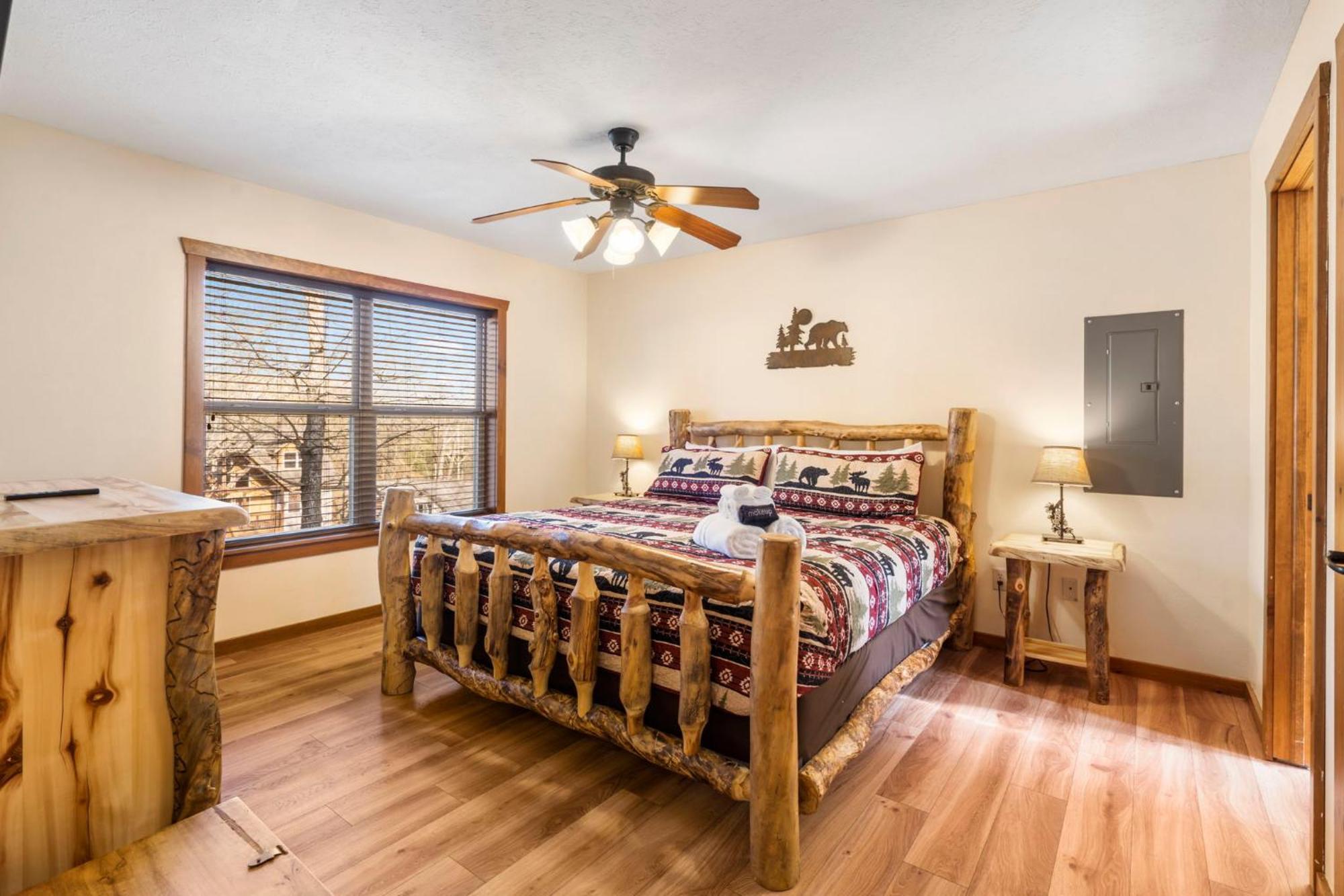 Cozy 'rustic River Lodge' Near Sdc With Pools!
