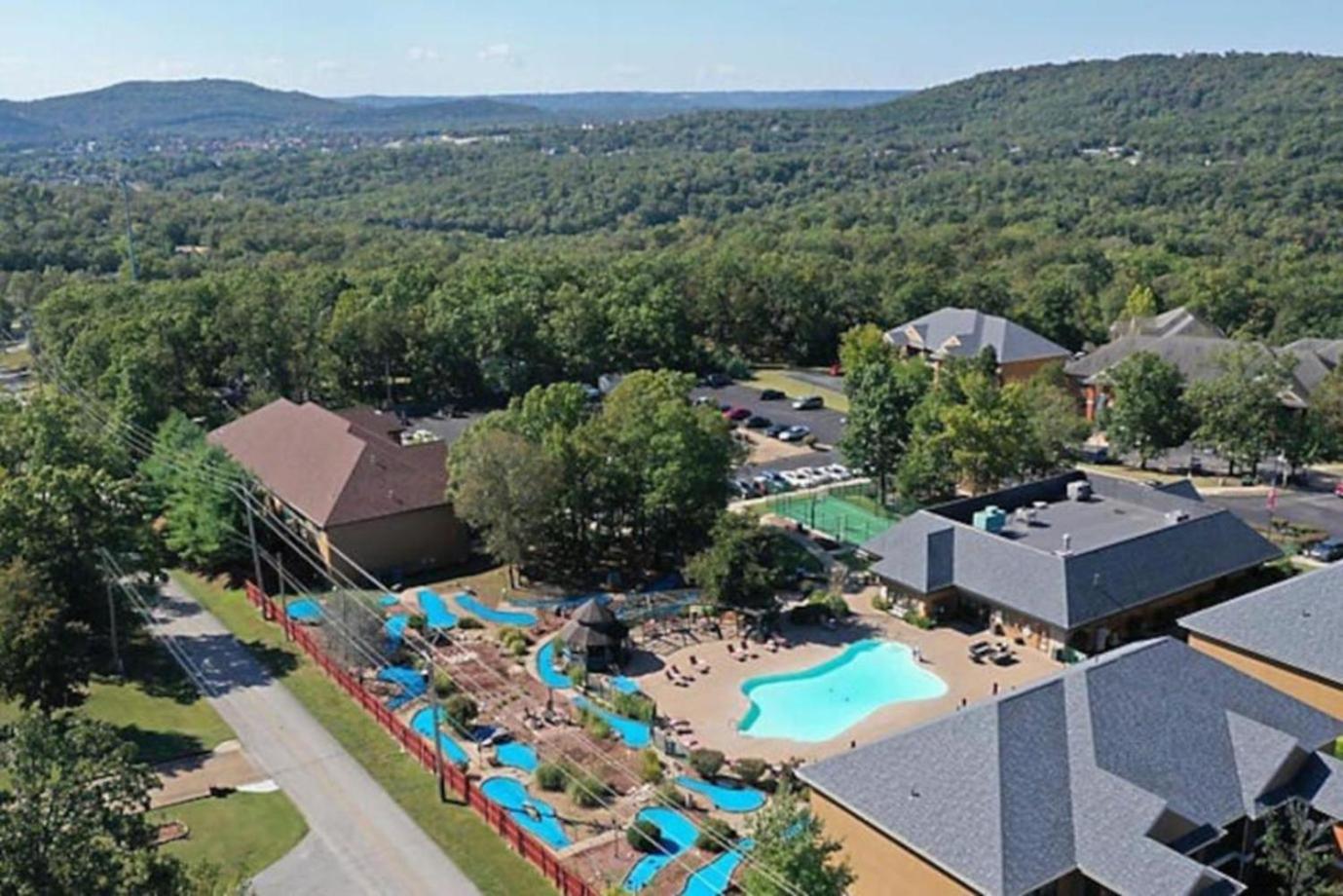 Enjoy In A Great 1bd With Amenities Including Mini-golf Holiday home