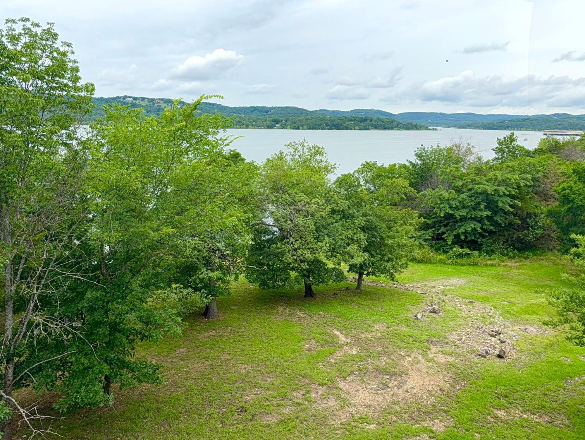 Lakefront And View Indian Point With Boat Slip Apartment
