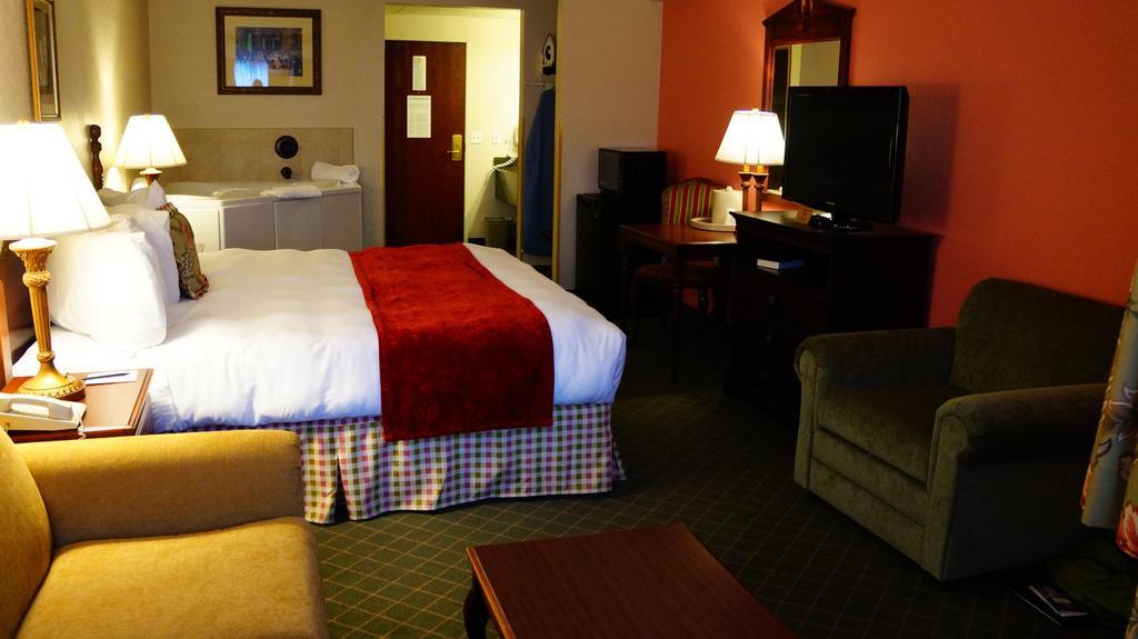 Hotel Grand Victorian Branson