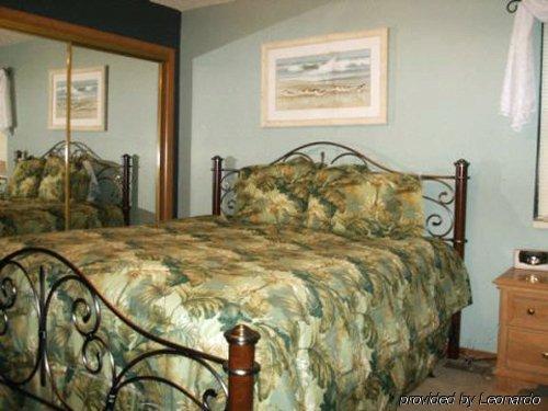 Treehouse * Branson