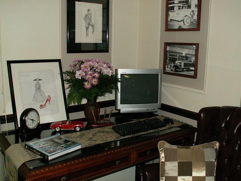 Hotel Evergreen 2*