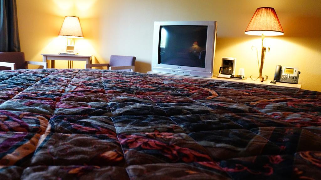 The King's Quarters 3* Branson