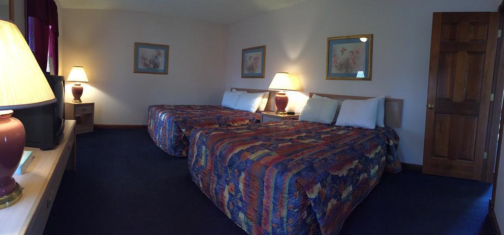 Motel Twelve Oaks