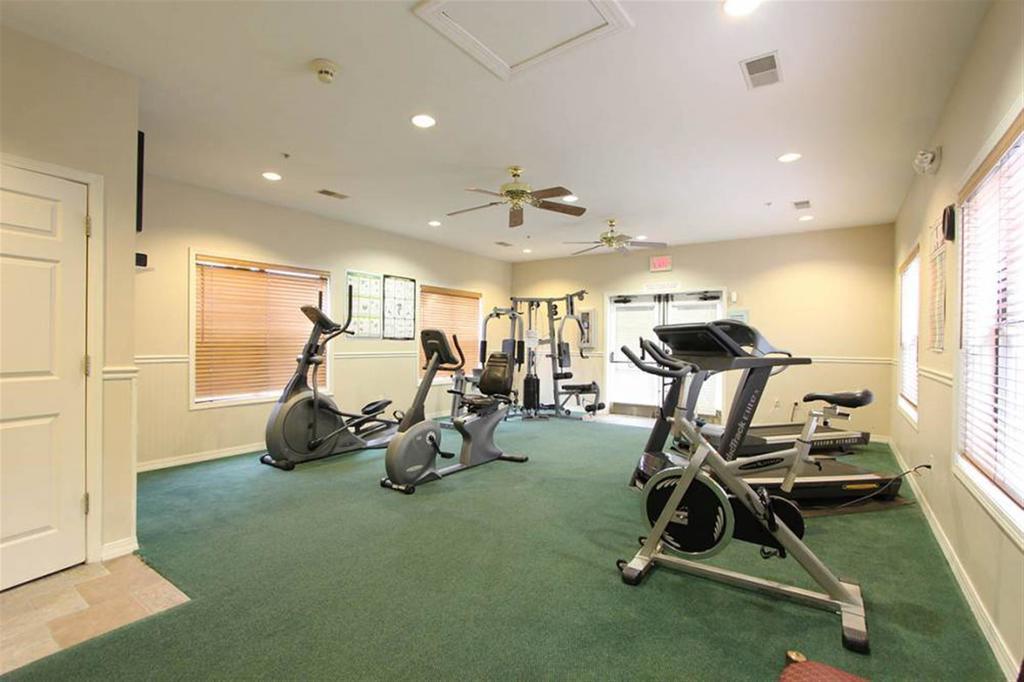 Apartment King At Holiday Hills *