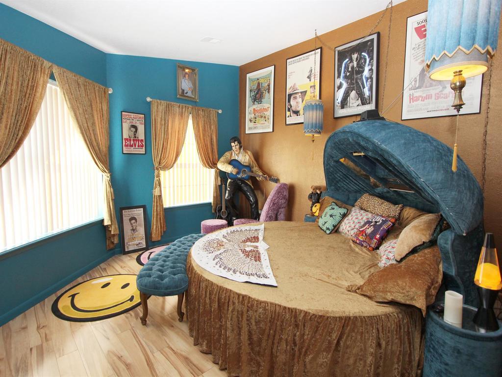 Apartment King At Holiday Hills *