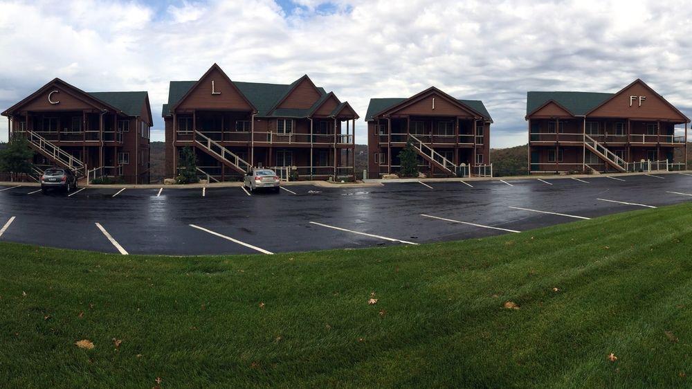 Resort Cliffs Table Rock Branson