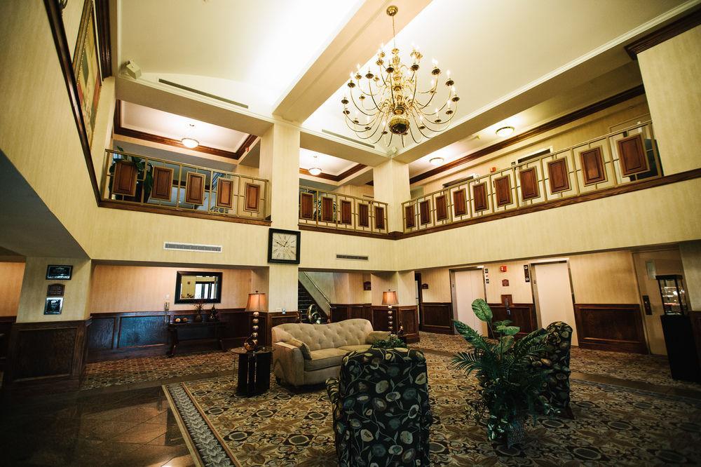 Grand Plaza Hotel 3*