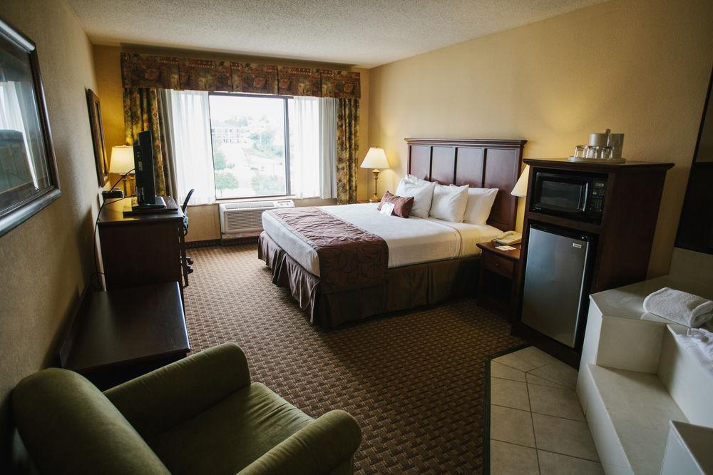 Grand Plaza 3* Branson