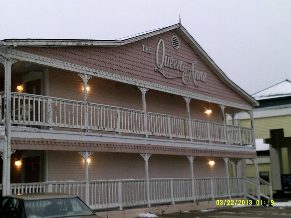Hotel The Queen Anne I Branson