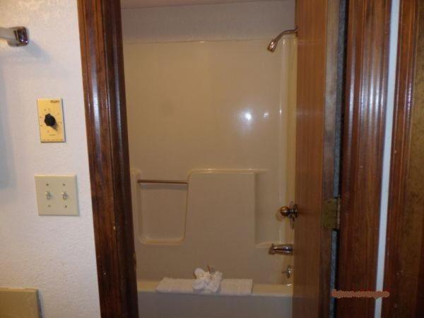 Hotel The Queen Anne I Branson