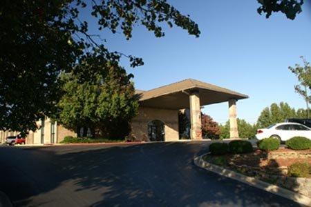 La Quinta By Wyndham Branson