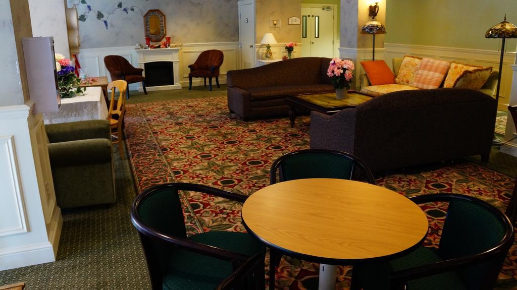 Grand Victorian Hotel