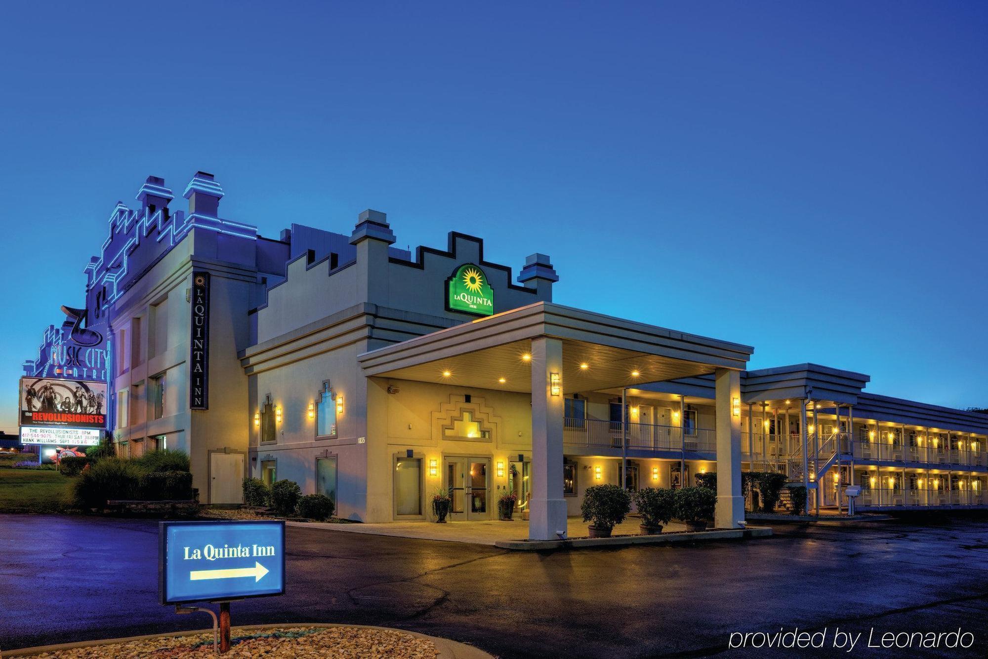 Quality - Hwy 76 Hotel