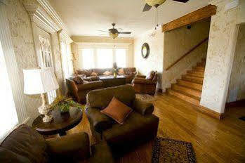 Guest house The House (adults Only)