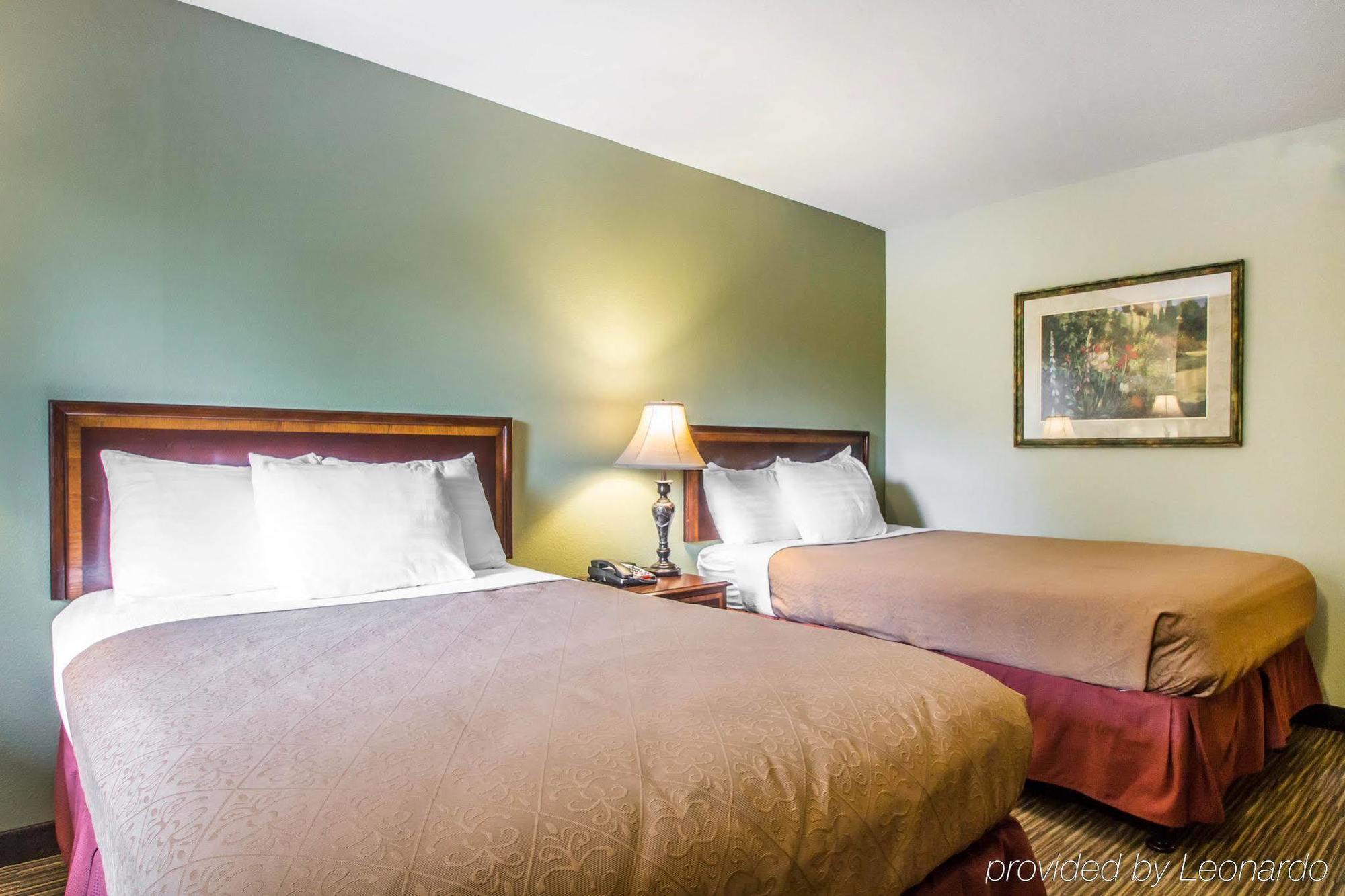 Hotel Baymont By Wyndham Thousand Hills