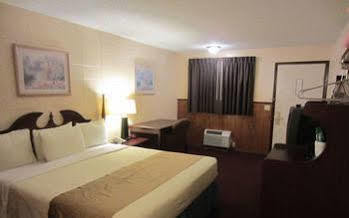Americas Value & - Near The Strip Motel