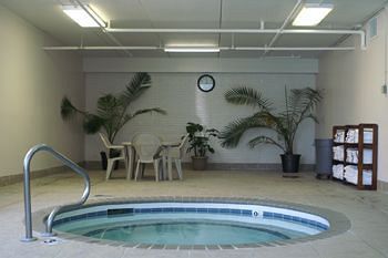La Quinta By Wyndham Hotel
