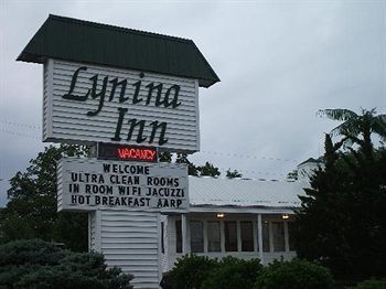 Motel Super 8 By Wyndham - Shepherd Of The Hills Exwy 2*