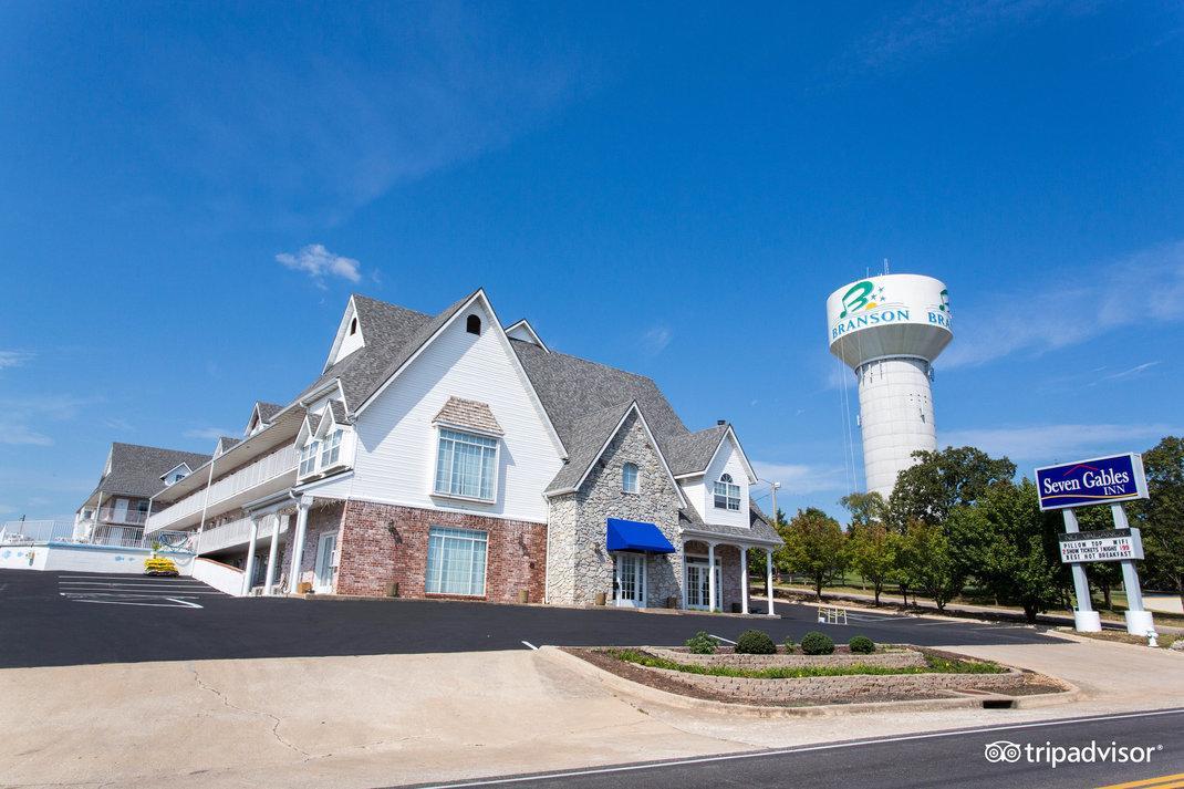 Seven Gables 2* Branson