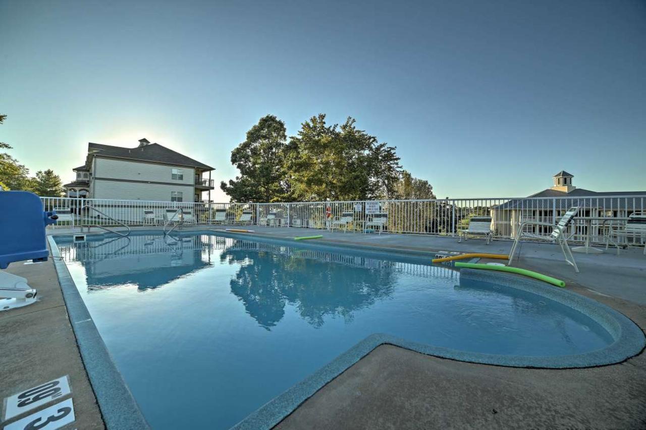 Apartment King At Holiday Hills