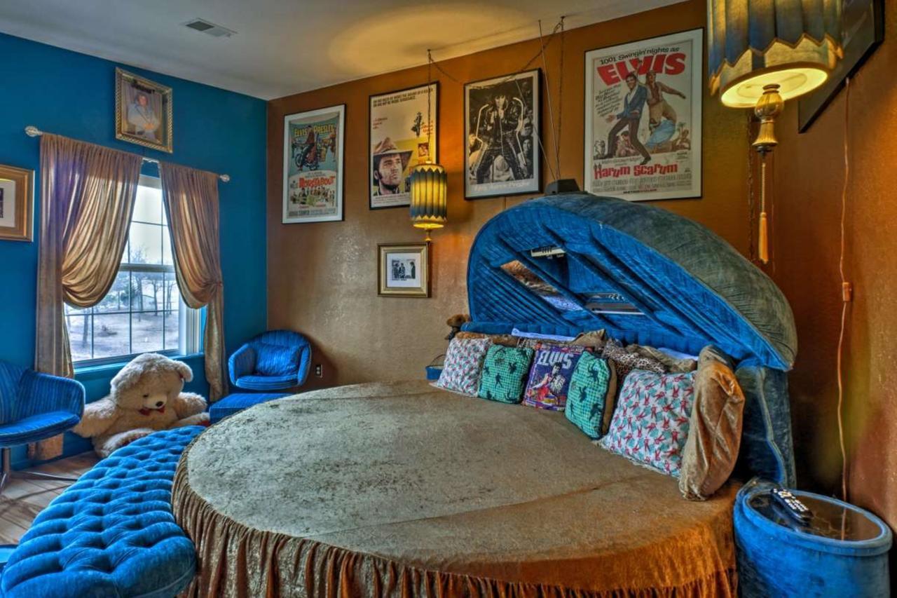 King At Holiday Hills Apartment Branson