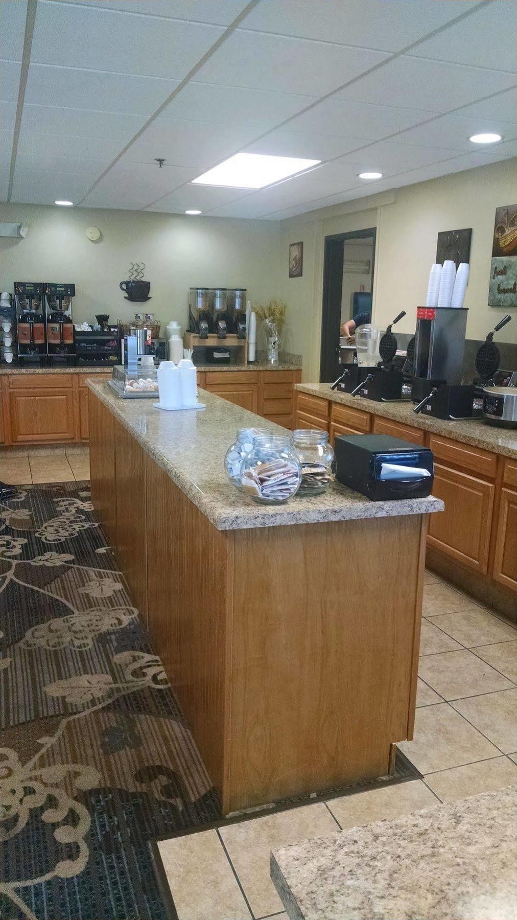 Hotel Spark By Hilton Meadows 3*