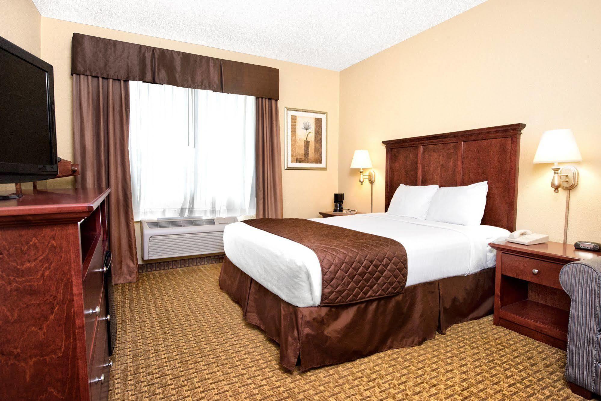 Hotel Spark By Hilton Meadows Branson