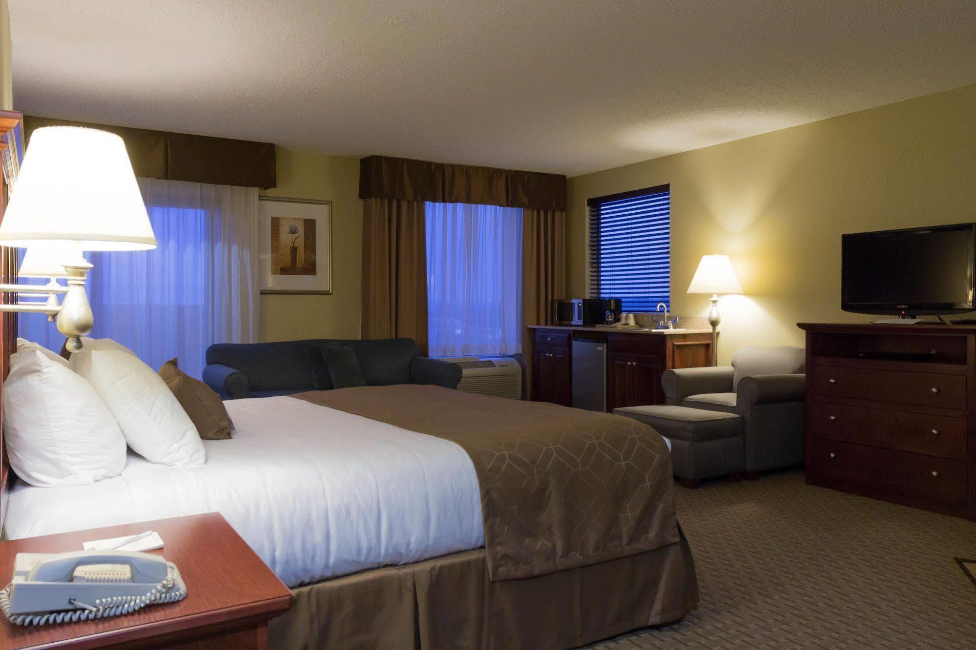 Hotel Spark By Hilton Meadows 3*