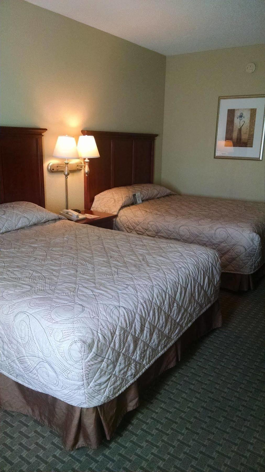 Spark By Hilton Meadows 3*