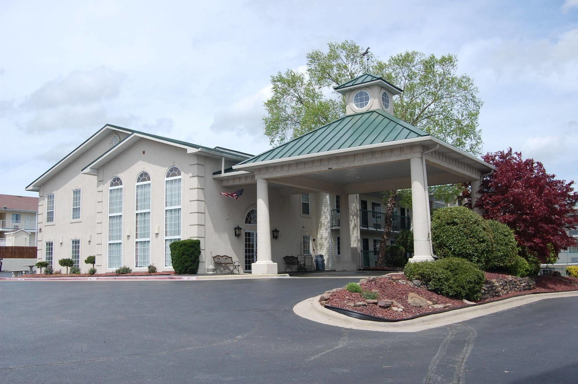 Days By Wyndham Branson/near The Strip Hotel Branson