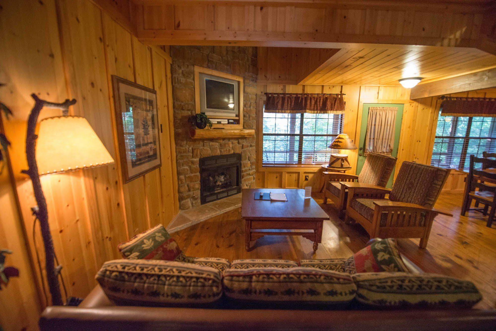 At Mountain, Trademark Collection By Wyndham Resort