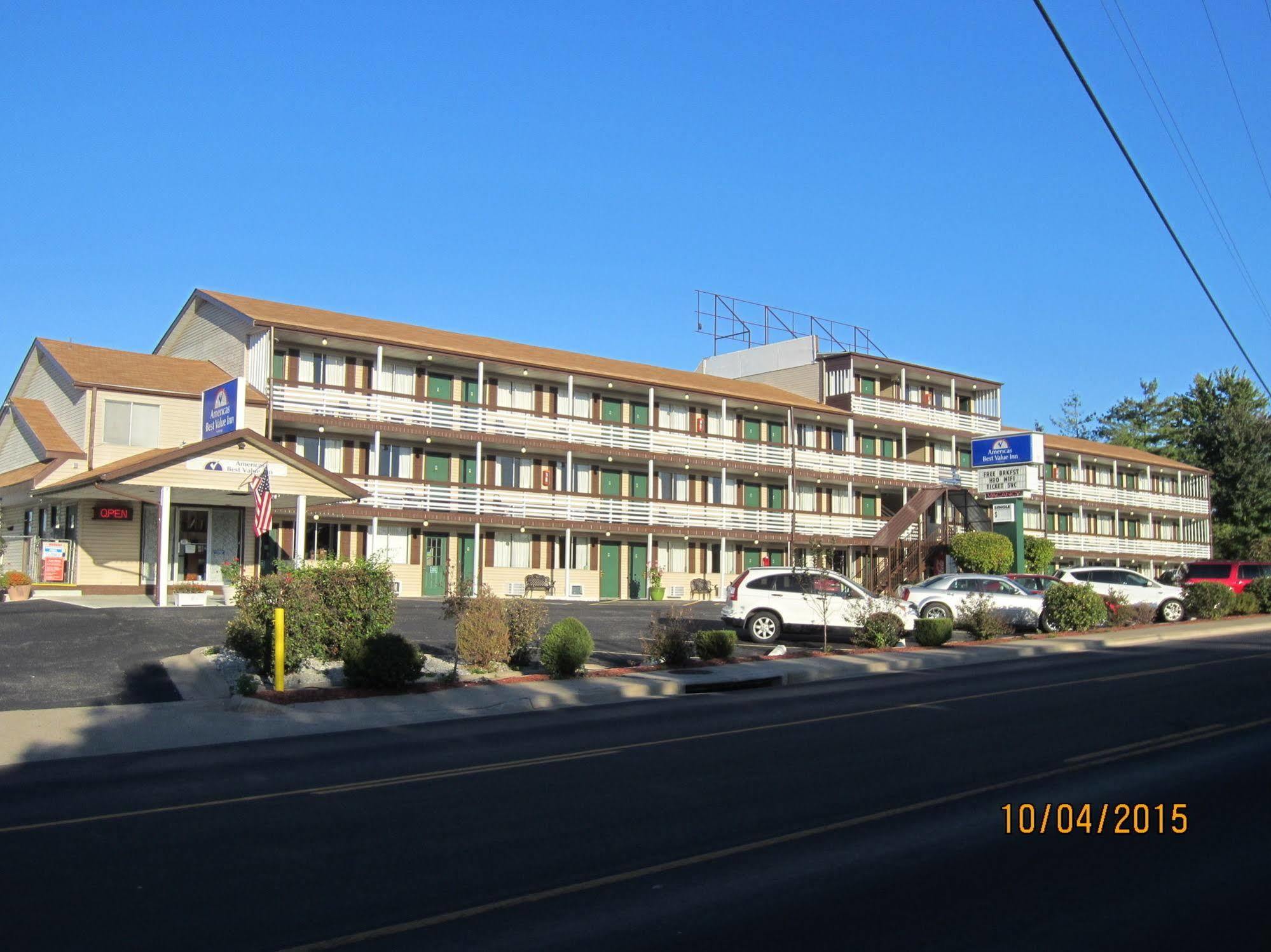 Americas Value & - Near The Strip Motel