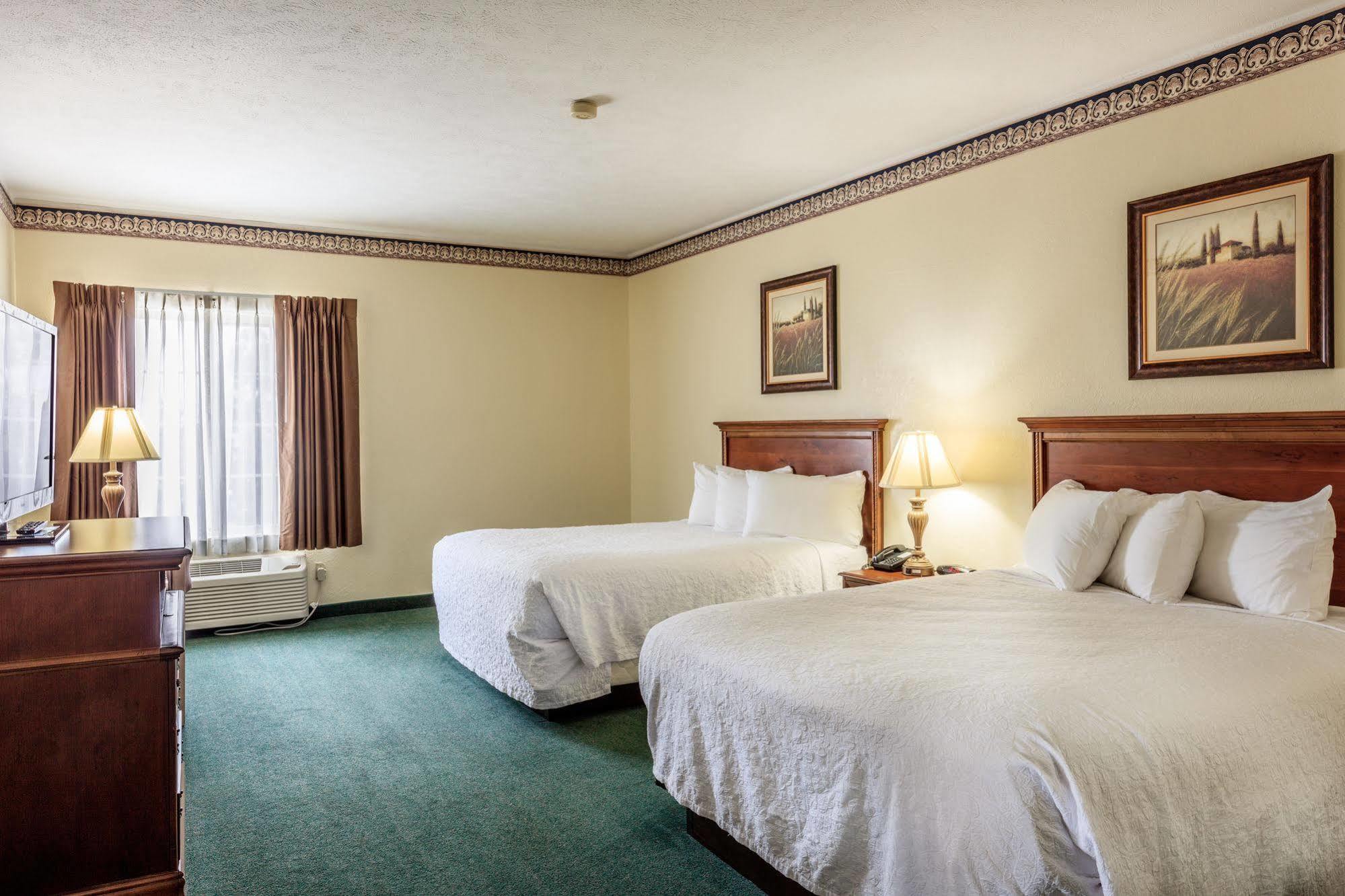 Hotel Towers Branson