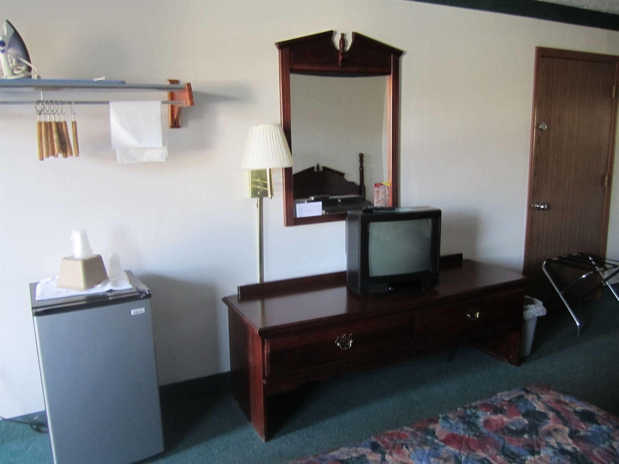 Evergreen Hotel Branson