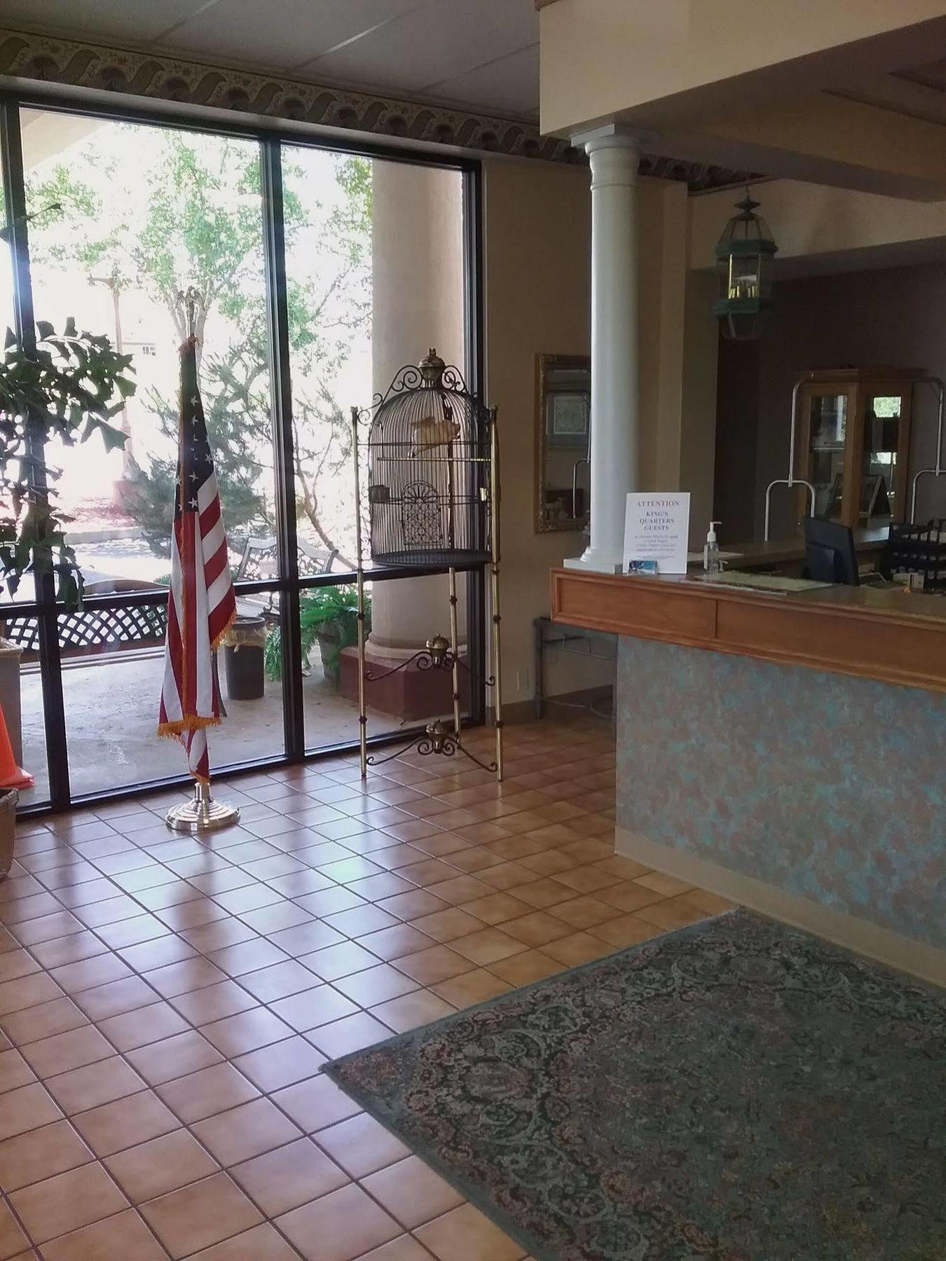 The King's Quarters Hotel Branson