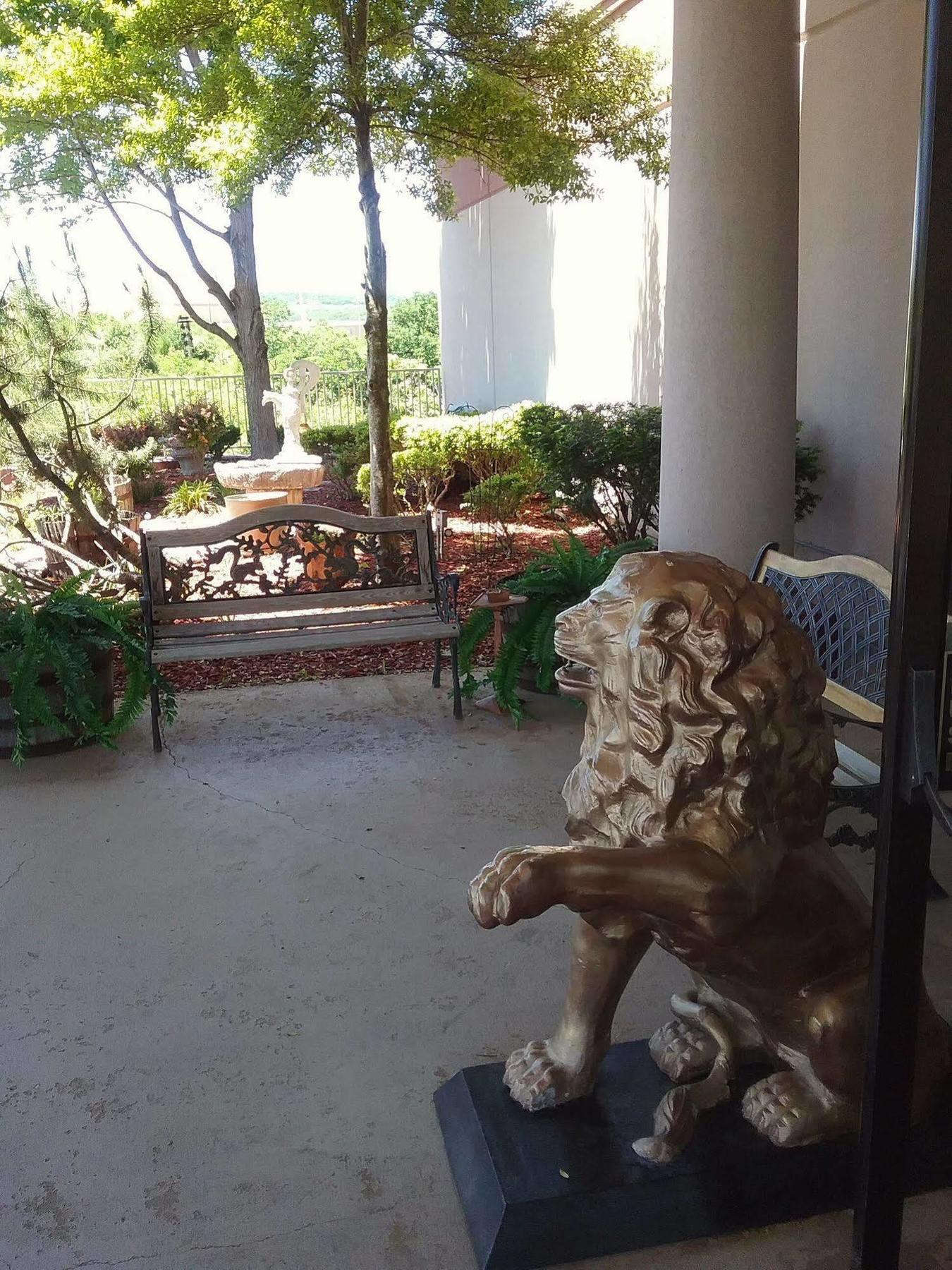 The King's Quarters Hotel