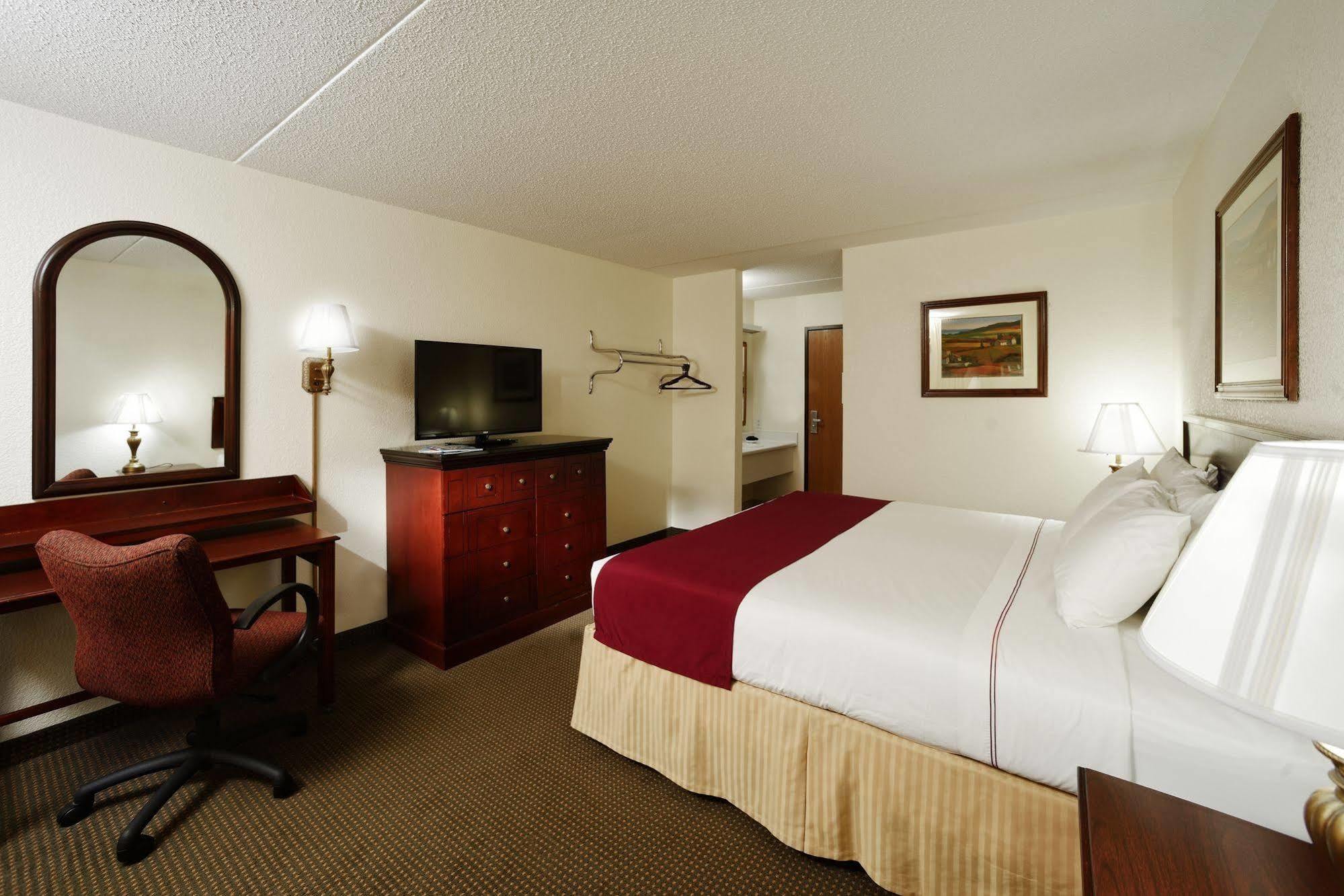 Americinn By Wyndham & Conference Center 3*