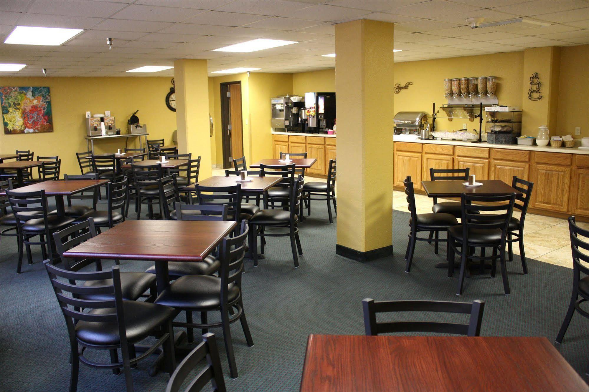Americinn By Wyndham & Conference Center 3*