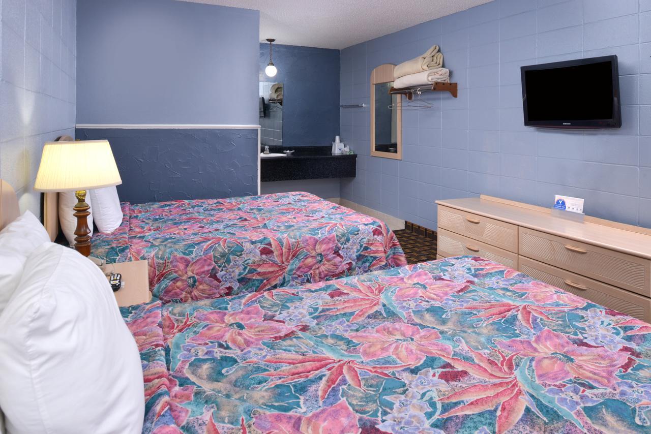 Motel Americas Value & - Near The Strip 2*