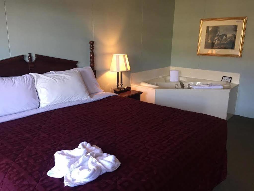 Hotel Greenbrier - Branson