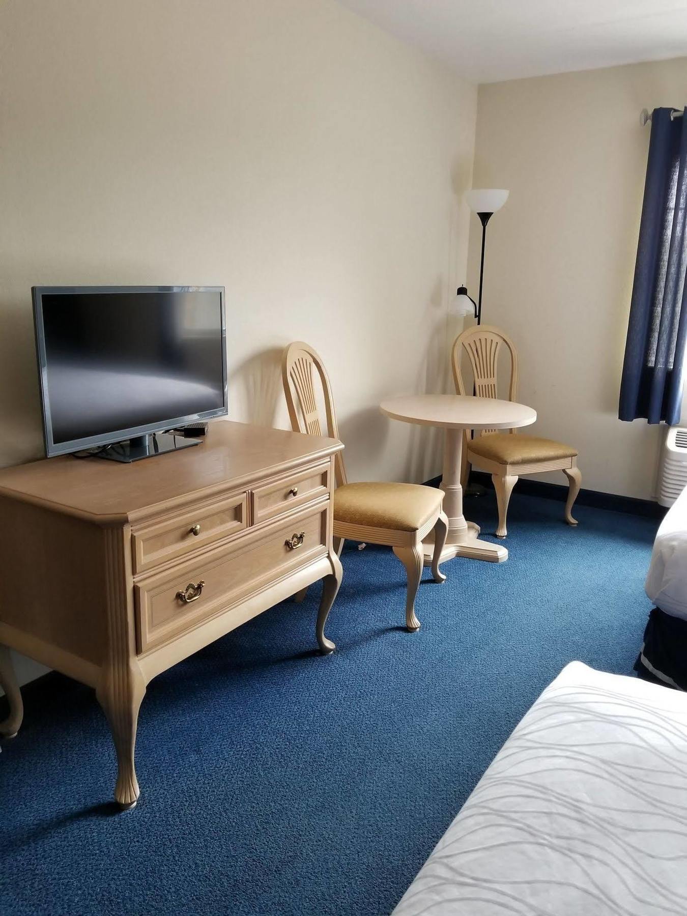 Rodeway Branson, Brick House Inn Branson