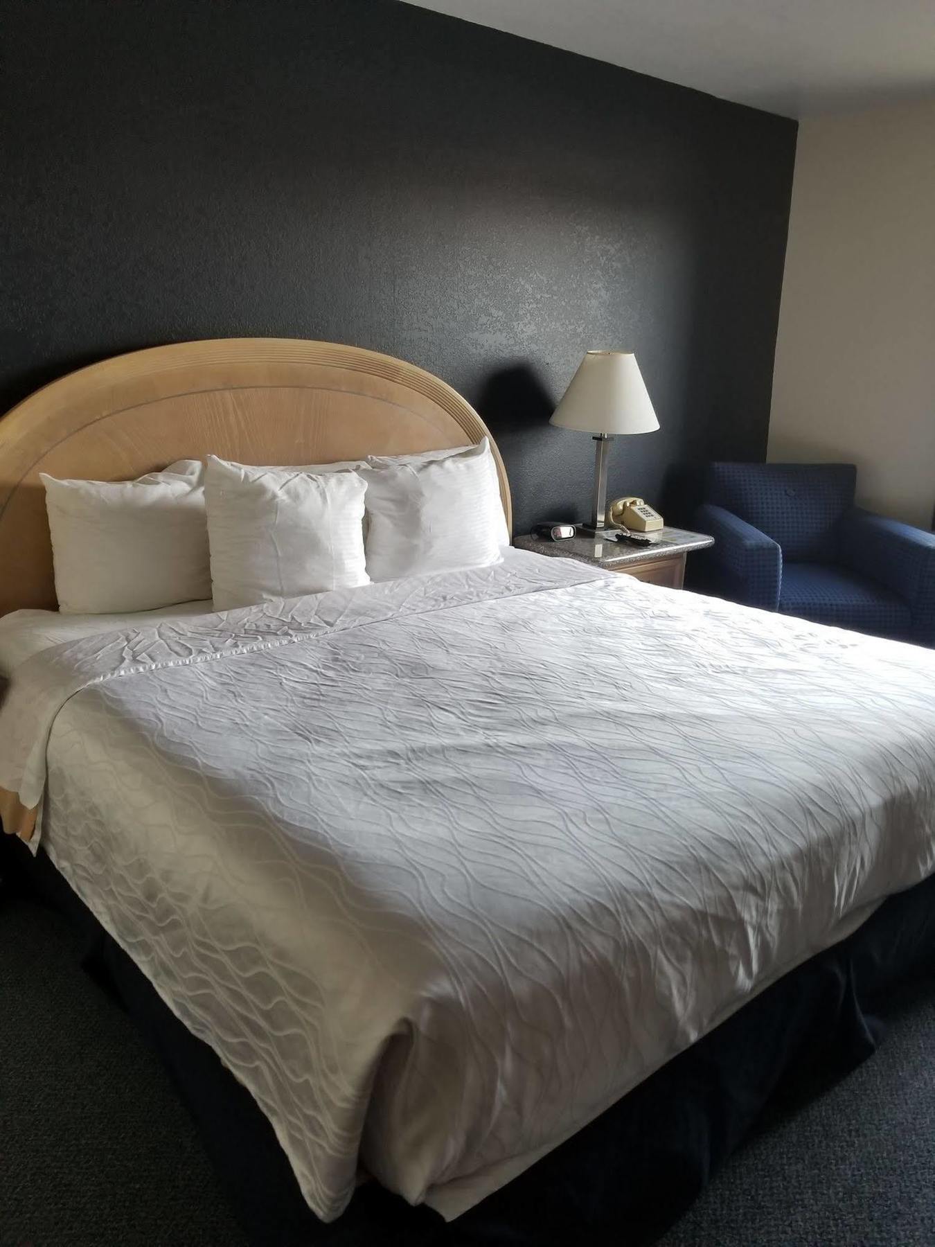 Rodeway Branson, Brick House Inn Branson