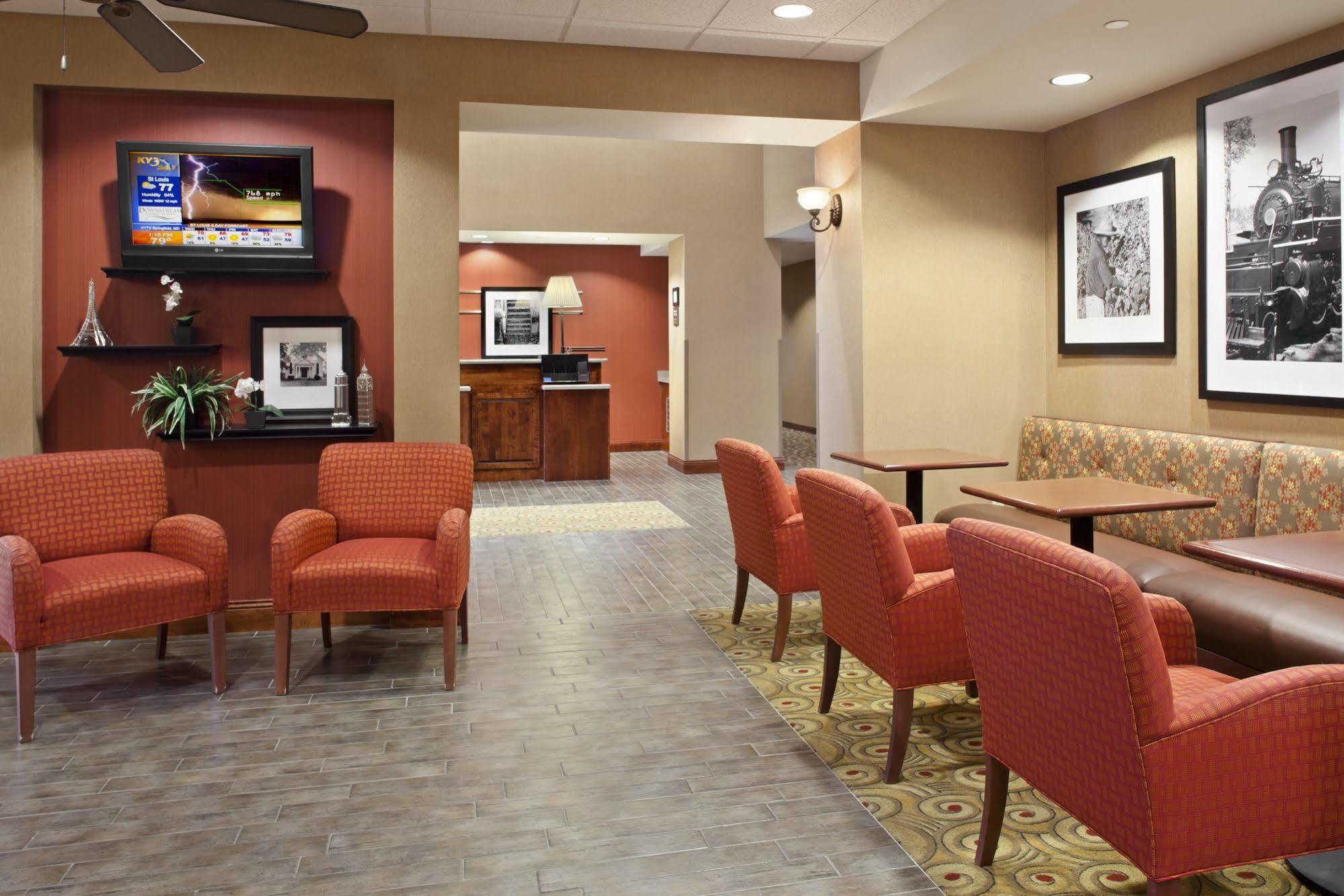 Hampton - Hills Hotel