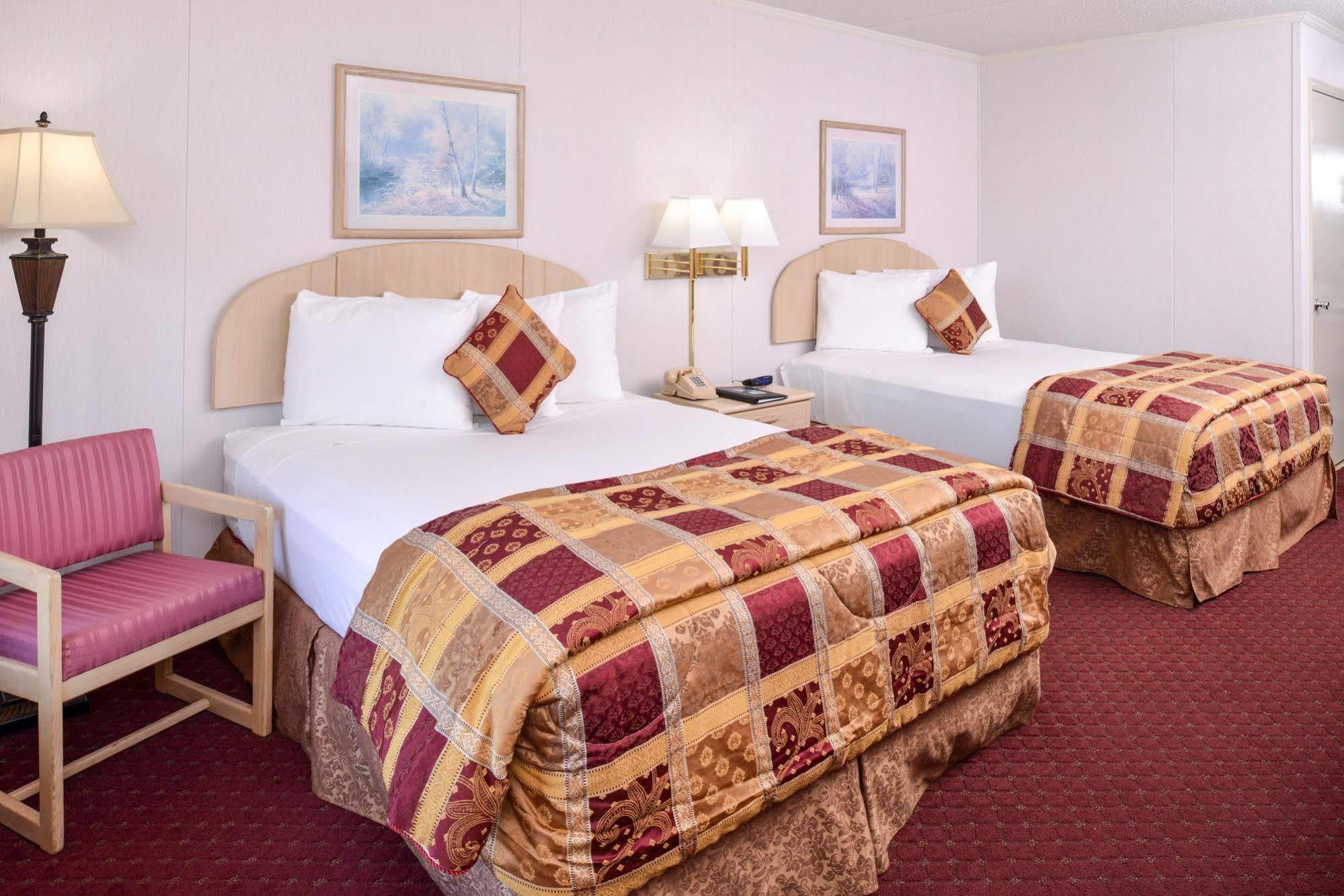 Ramada By Wyndham Branson