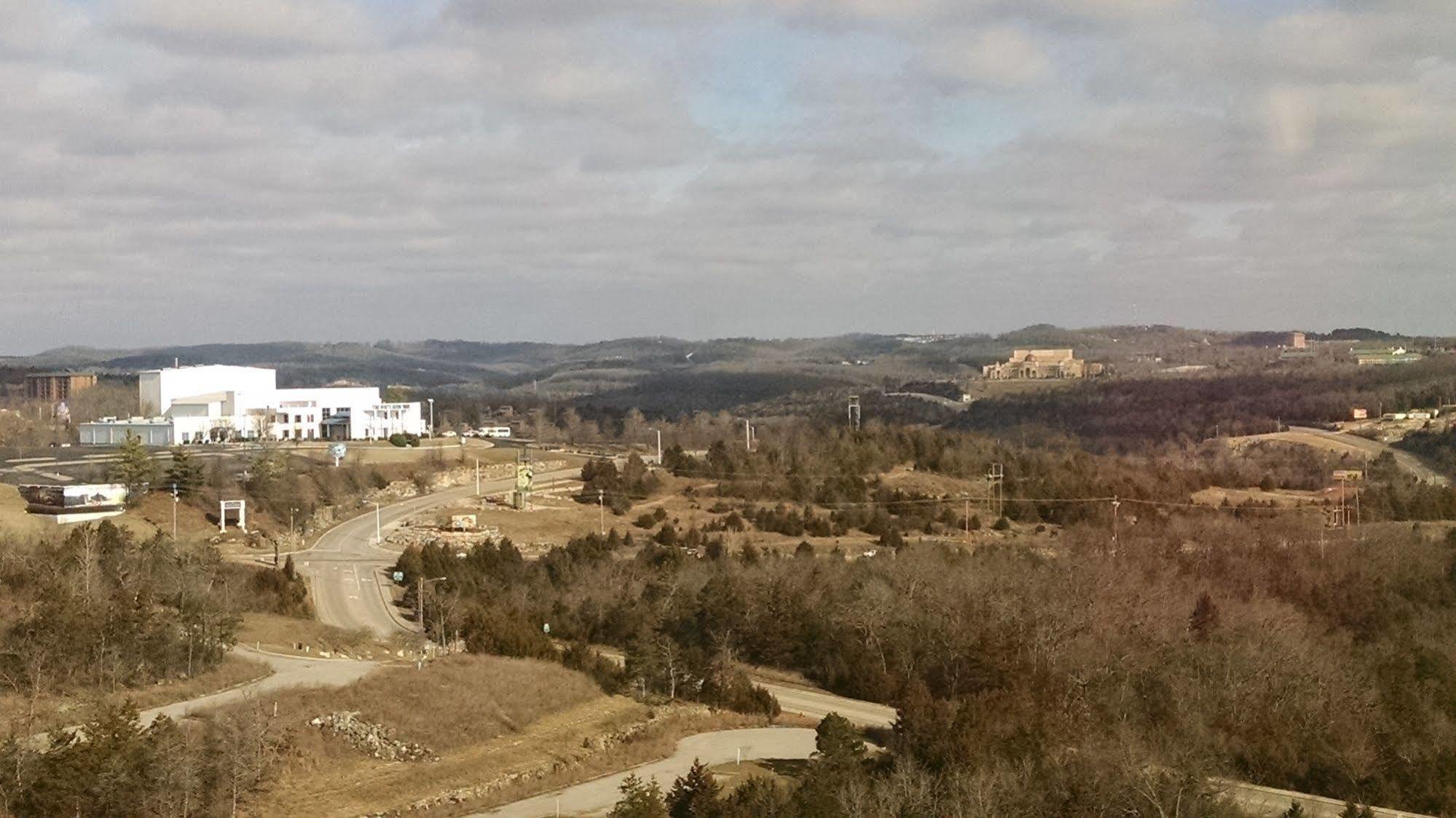 Grand Plaza 3* Branson