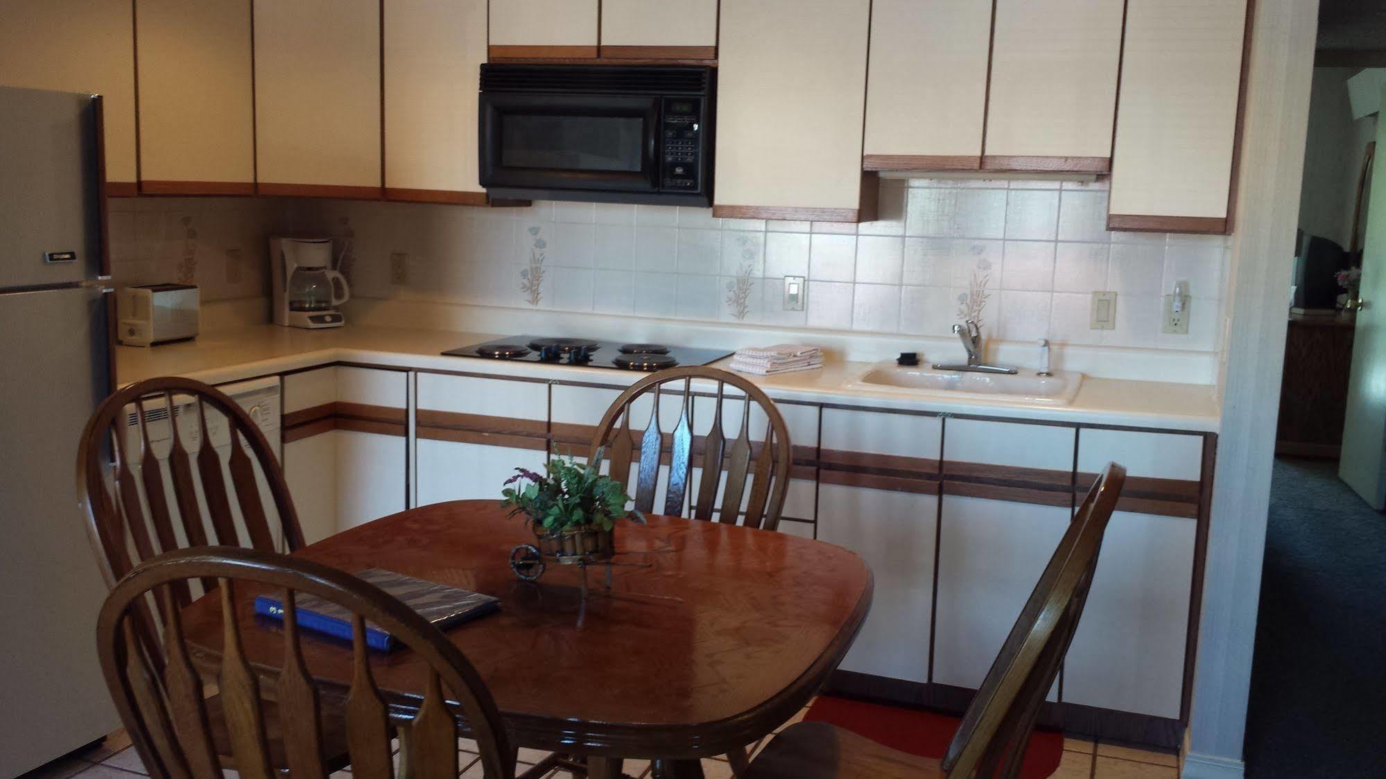 Roark Vacation Aparthotel Branson