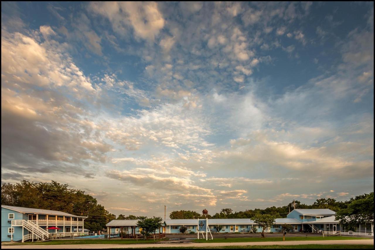 Marina Inn & Event Center
