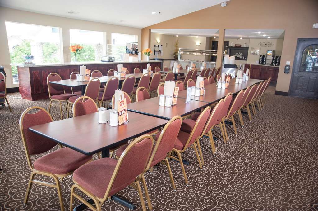 The Stone Castle & Conference Center Hotel 3*